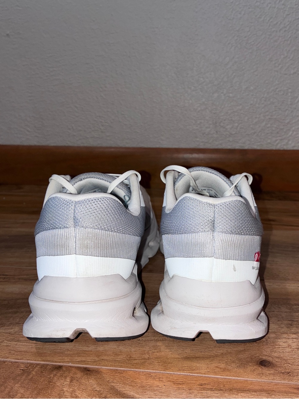 On Cloud Runner 2 Women’s Sneakers, white - size 6 - Picture 7 of 10